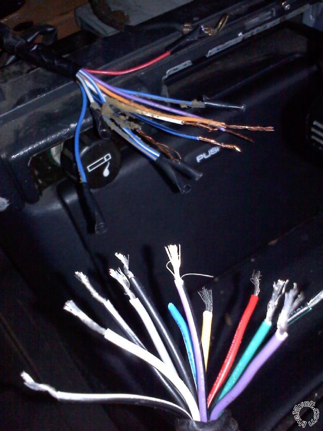 1994 mazda protege, kdc 3011 -- posted image.