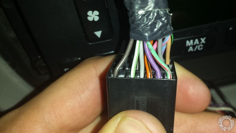 2000 Lincoln Continental stereo wiring -- posted image.