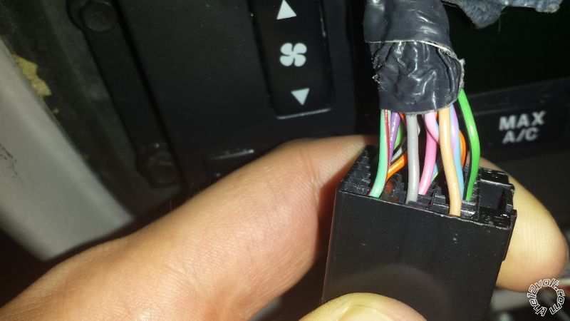 2000 Lincoln Continental stereo wiring -- posted image.