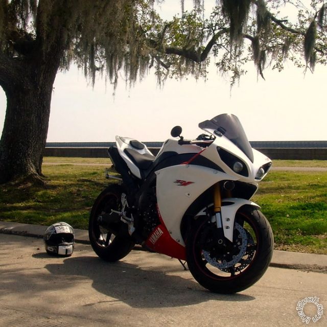 2009 Yamaha R1