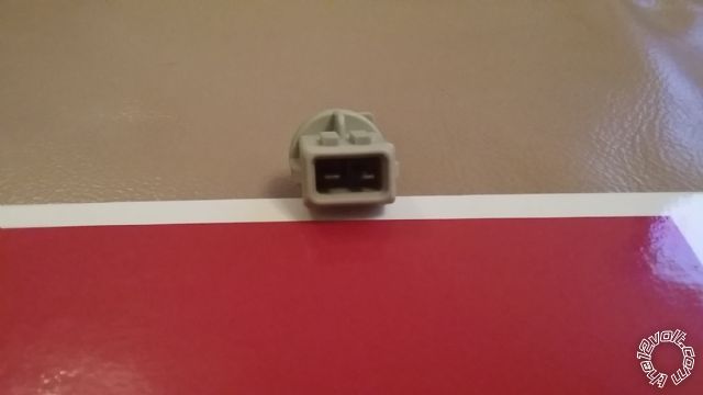 bulb holder identification - Last Post -- posted image.