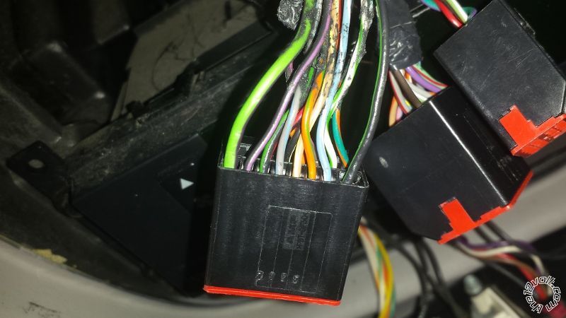 2000 Lincoln Continental stereo wiring -- posted image.