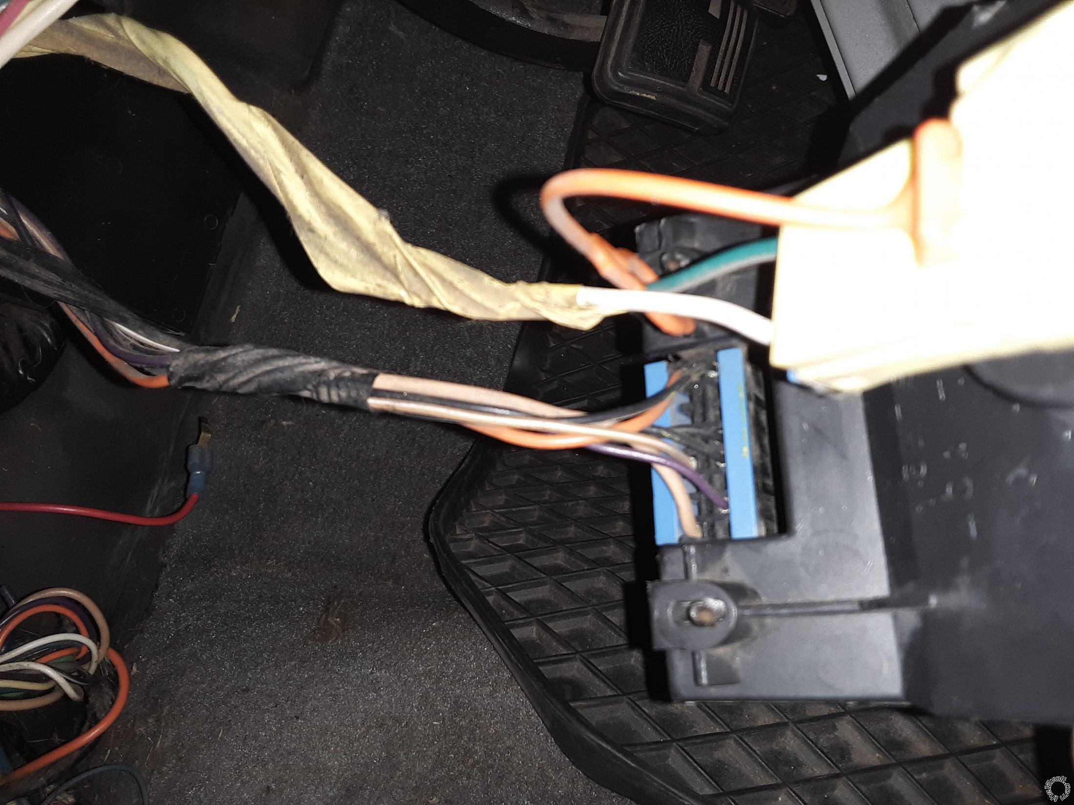 1996 Chevrolet Astro Van Alarm/Remote Start Wiring - Last Post -- posted image.