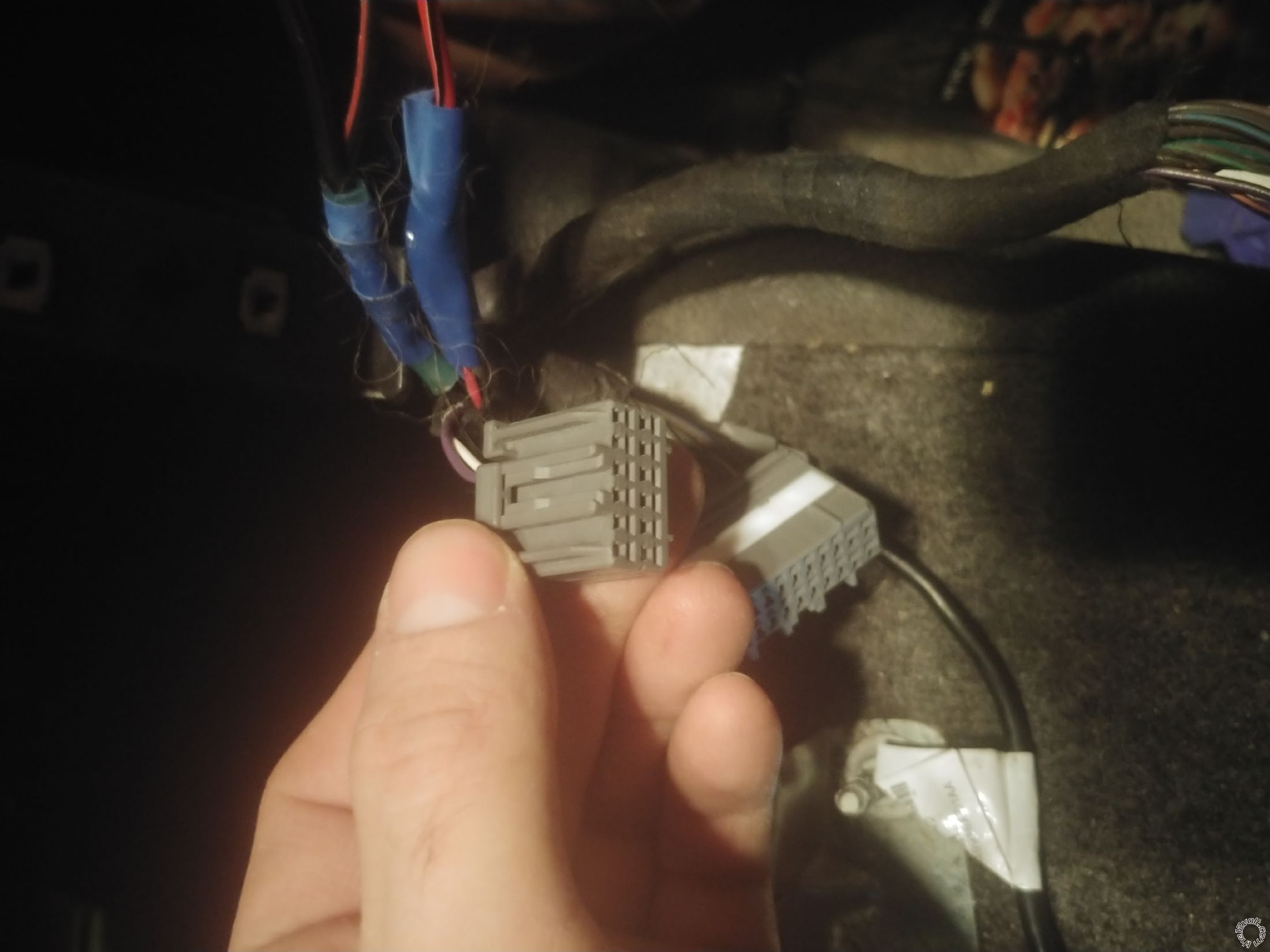 2013 Dodge Charger Aux Wiring -- posted image.