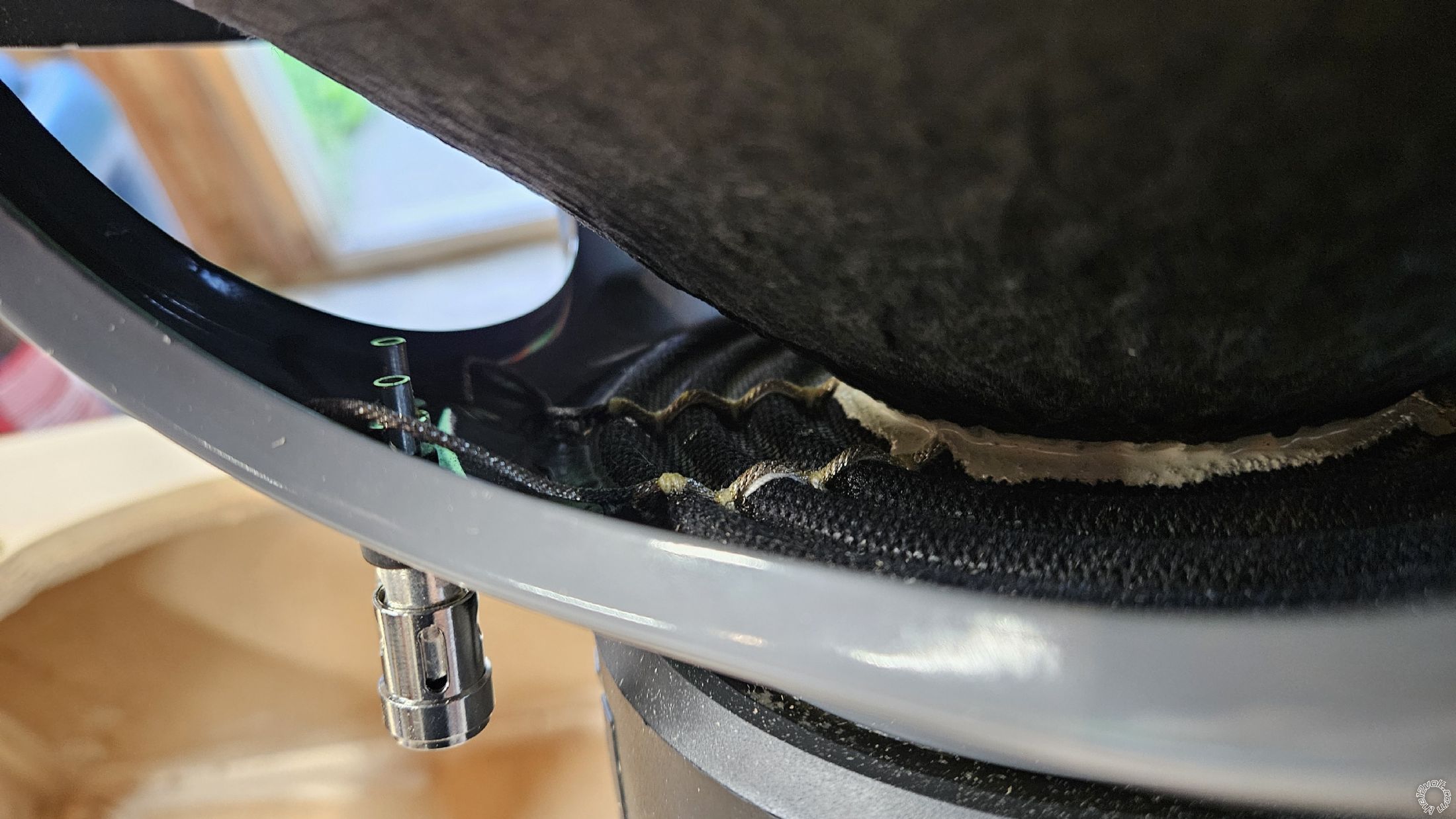 Problems With Spring Loaded Subwoofer Terminals -- posted image.
