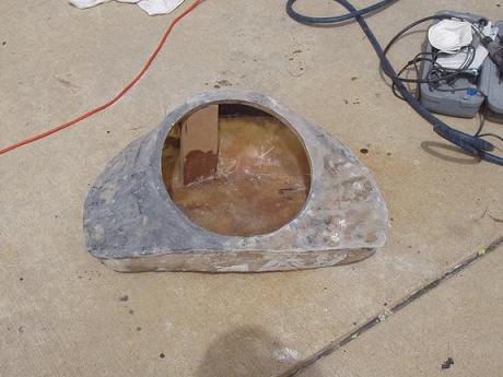 15inch fiberglass box for a Mustang -- posted image.