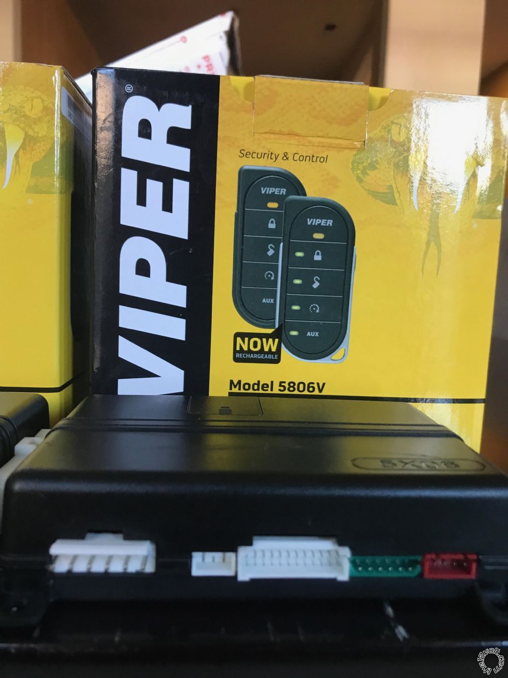 Can Anyone Explain the Viper 5806v Shut Off Switch? -- posted image.