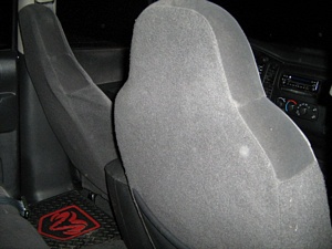 dakota headrest monitor - Last Post -- posted image.