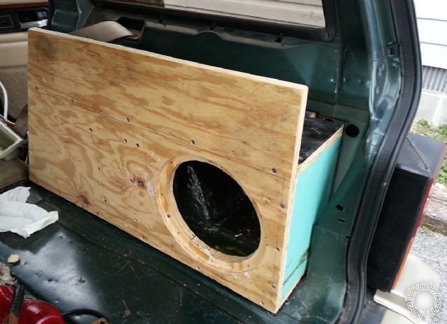 1993 cherokee sub/tool box build - Last Post -- posted image.