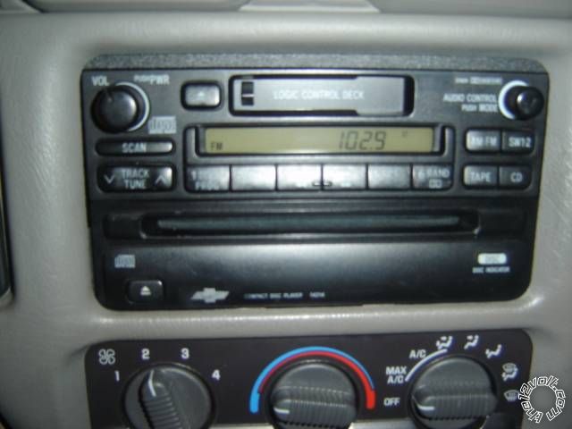 alero stereo -- posted image.