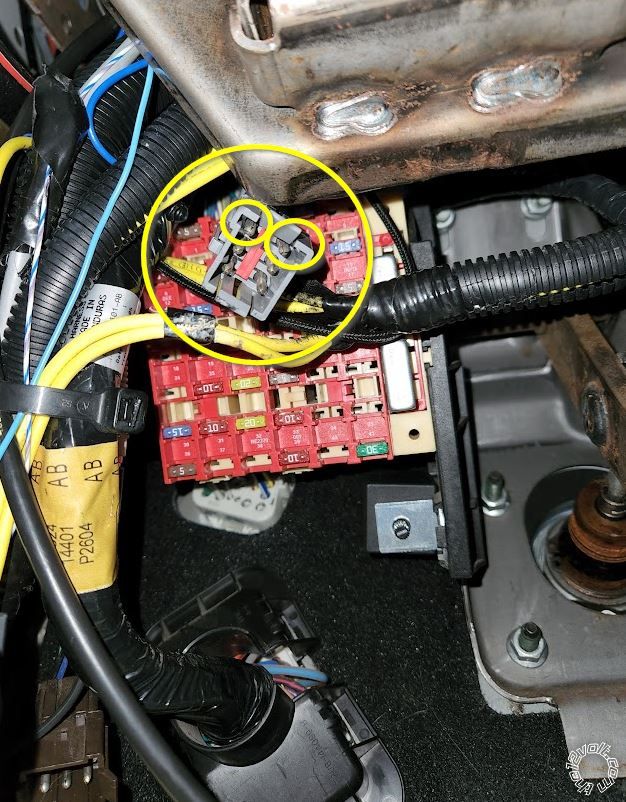 Turn Signal Wires, 2006 Ford E-450 -- posted image.