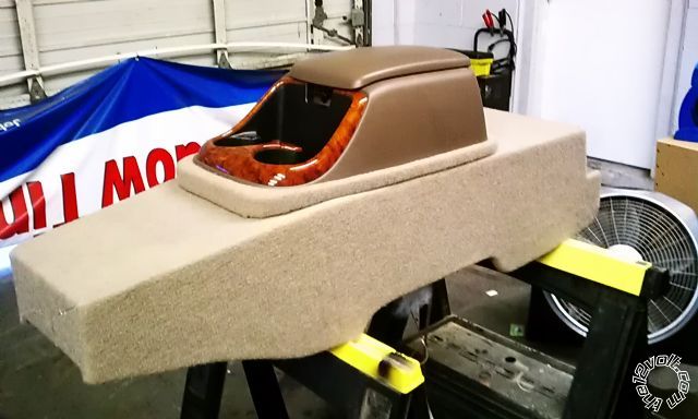 custom center console box w/ pics -- posted image.