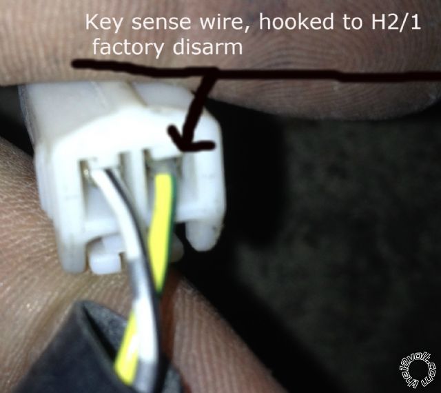 another viper 5901 rs wiring issue tundra -- posted image.