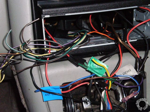 93 seville stereo wiring confusion -- posted image.
