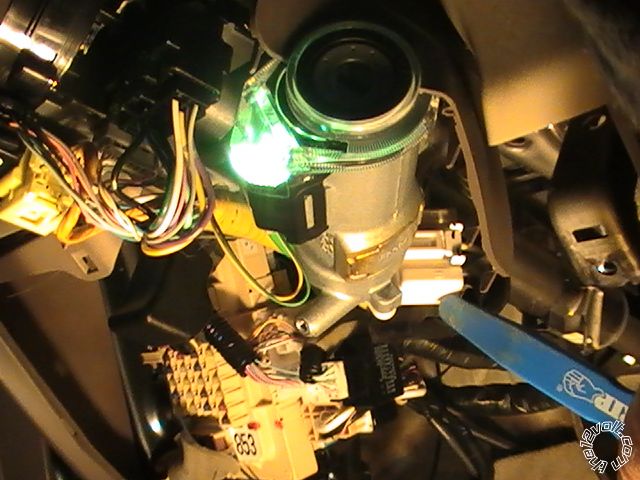 2006 Toyota Highlander, Remote Start Pictorial -- posted image.