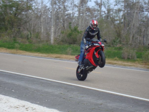 the12volt’s New Toy, 2009 Yamaha YZF R1 -- posted image.