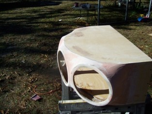 fiberglass box for 4 12's -- posted image.