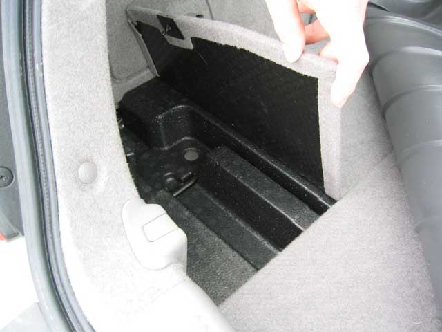 Help- Basslink install in a Subaru Wagon -- posted image.
