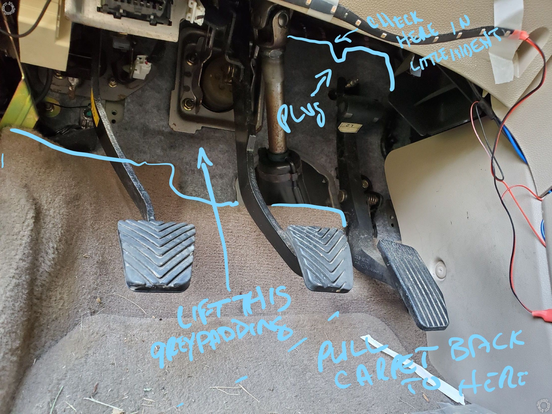 2005 Kia Sportage, Hole Through Firewall - Last Post -- posted image.