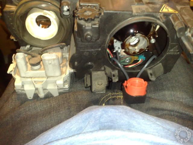 bmw headlight change to zeon -- posted image.