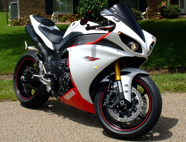 the12volt’s New Toy, 2009 Yamaha YZF R1 - Page 4 -- posted image.